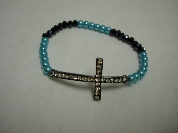 Side Cross Strech Bracelet